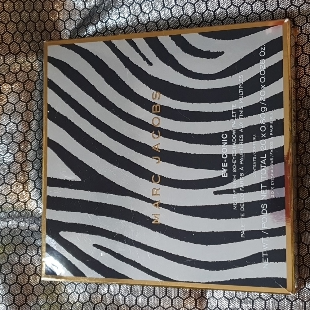 Eyeshadow palette